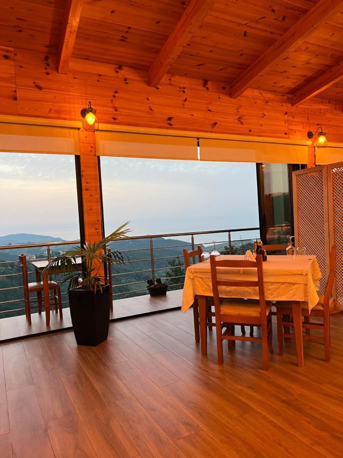 Restorant Hotel Xheni 德拉克 外观 照片